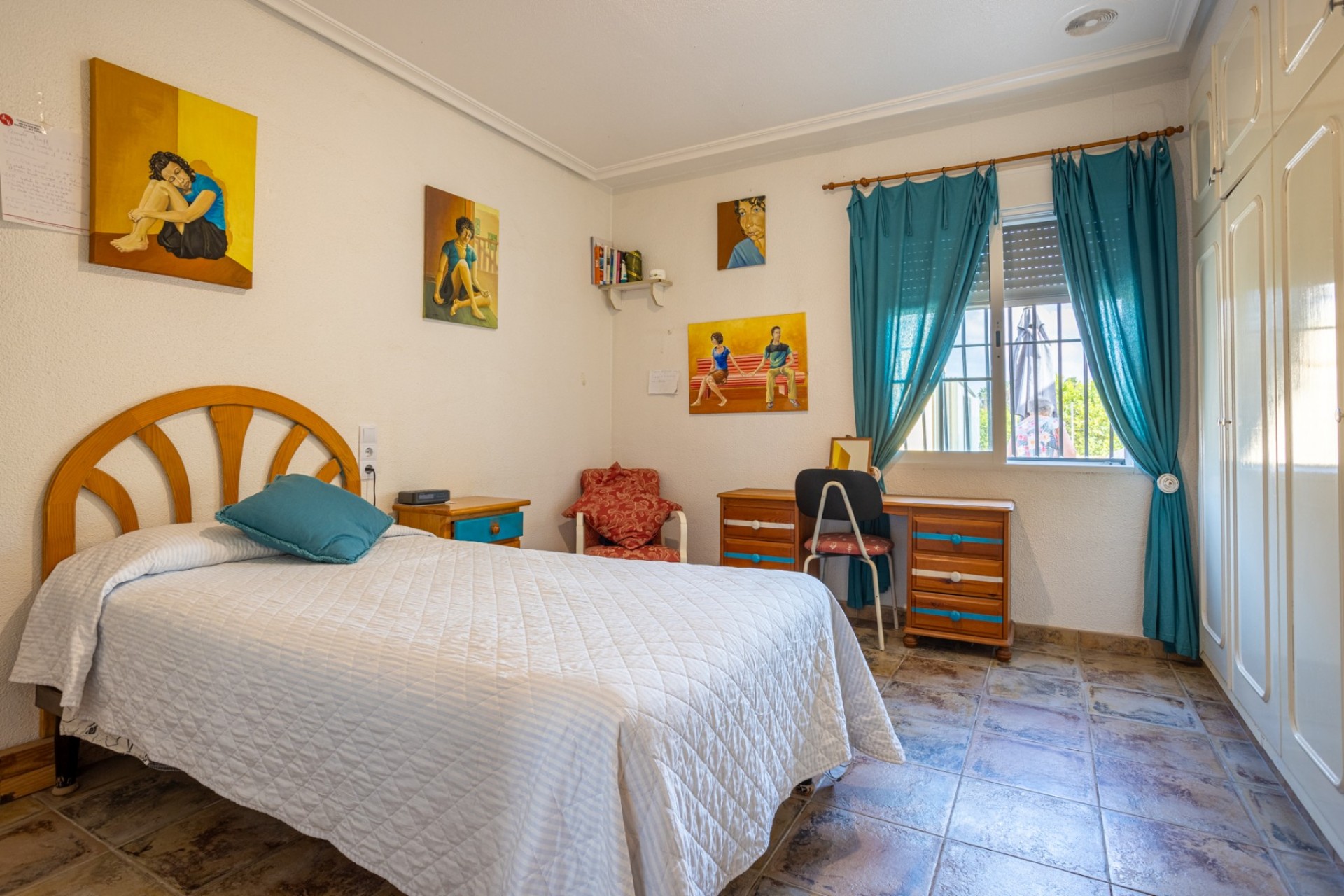 Återförsäljning - Villa -
Elche - Costa Blanca
