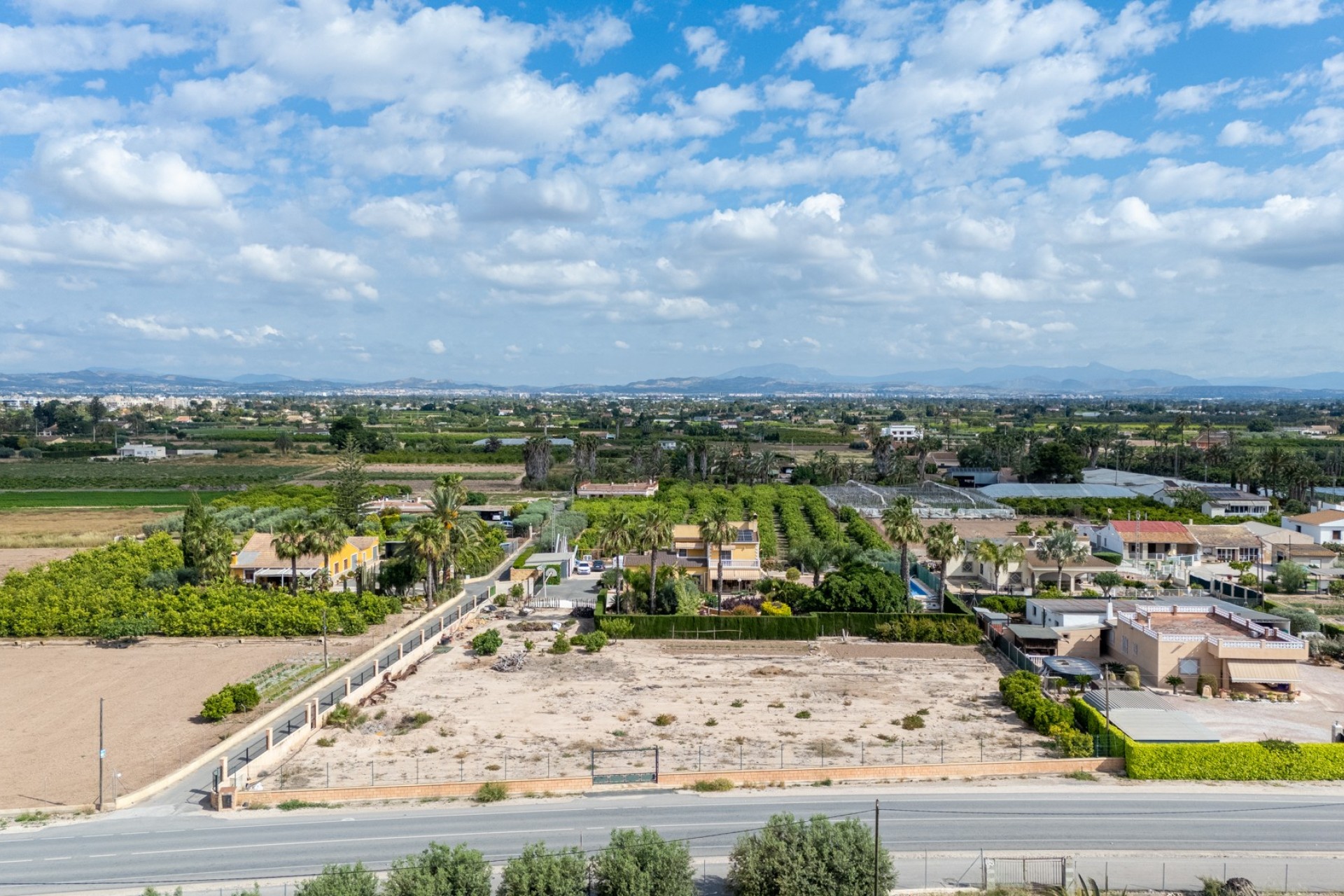 Återförsäljning - Villa -
Elche - Costa Blanca