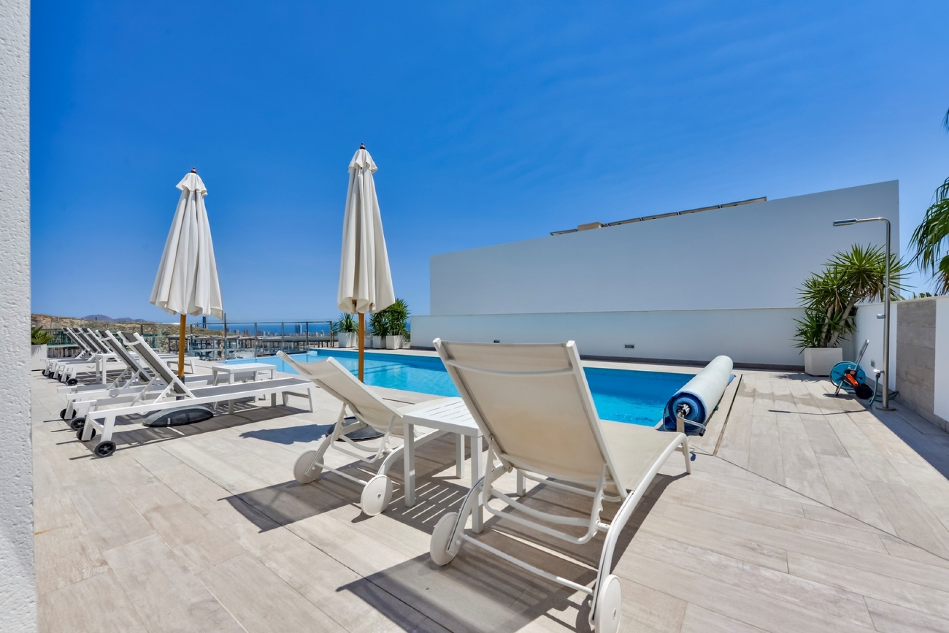 Återförsäljning - Villa -
Finestrat - Balcón De Finestrat