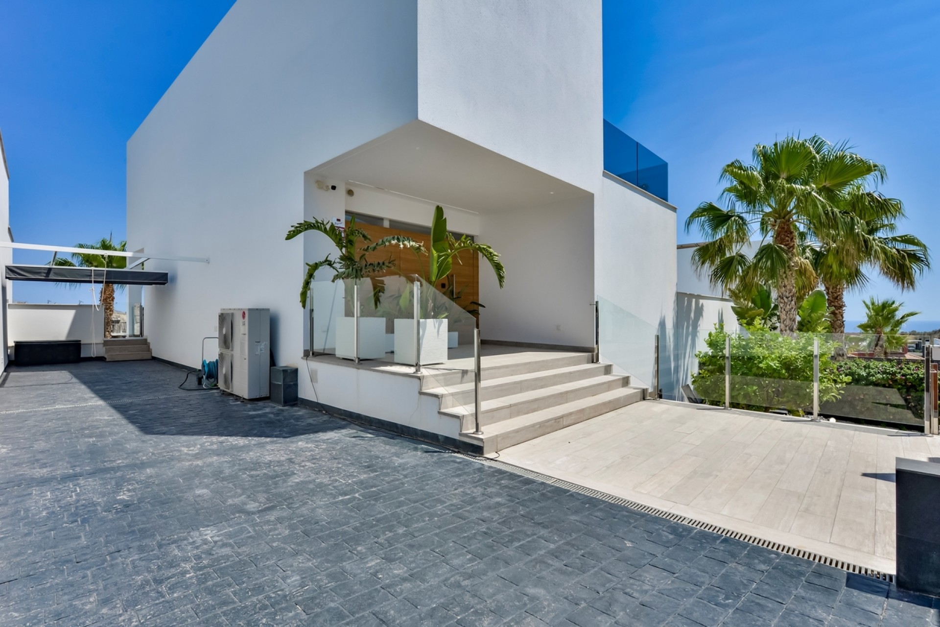 Återförsäljning - Villa -
Finestrat - Balcón De Finestrat