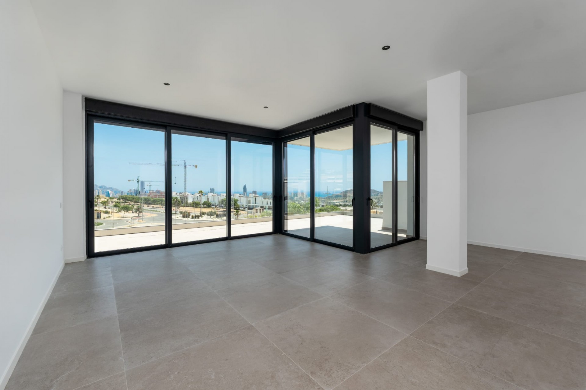 Återförsäljning - Villa -
Finestrat - Costa Blanca