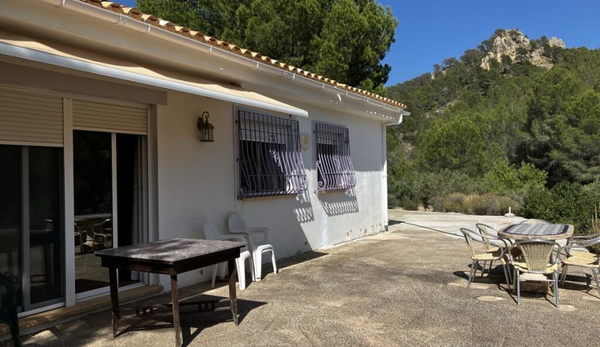 Återförsäljning - Villa -
Finestrat - Costa Blanca