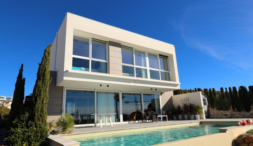 Återförsäljning - Villa -
Finestrat - Costa Blanca