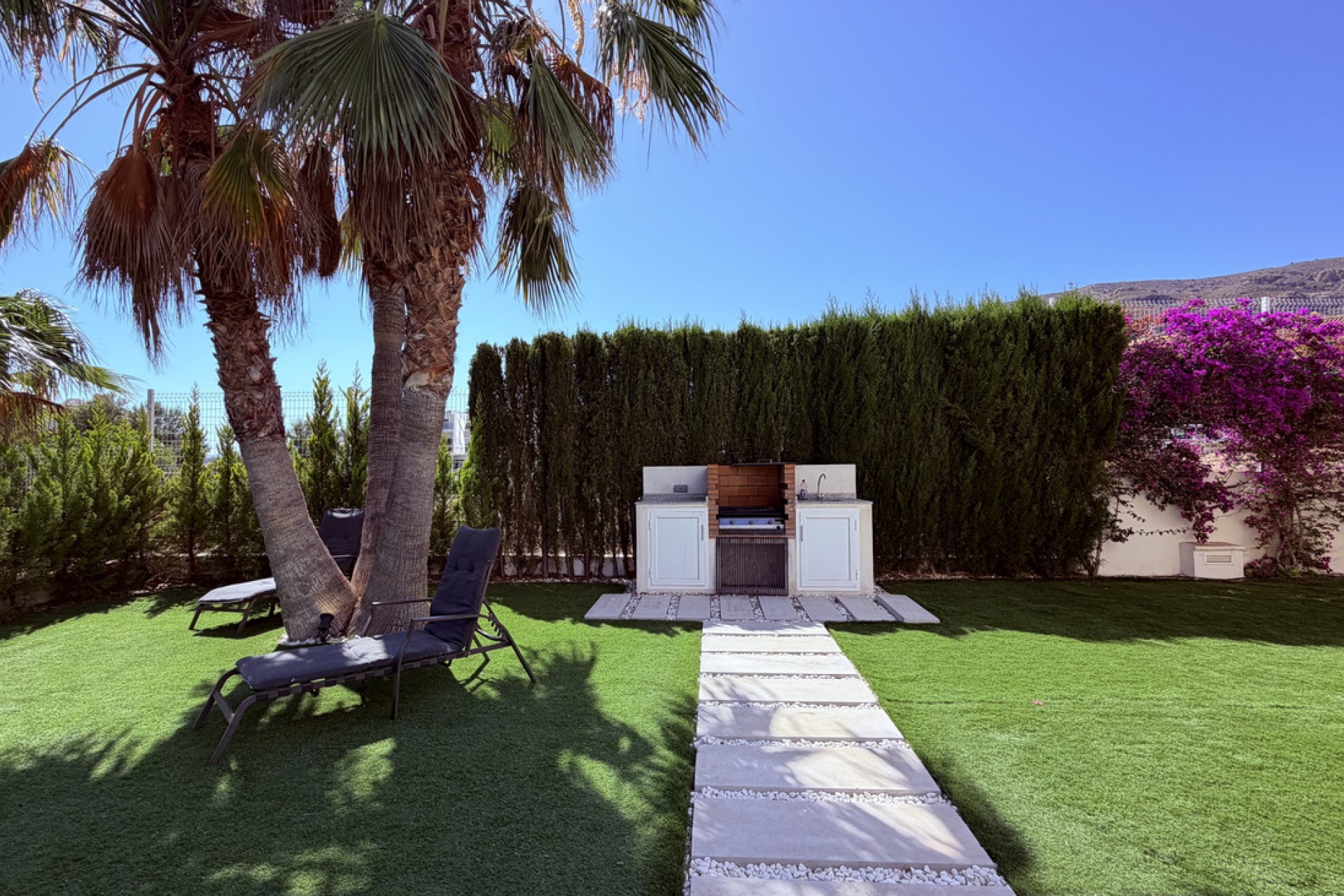 Återförsäljning - Villa -
Finestrat - Costa Blanca