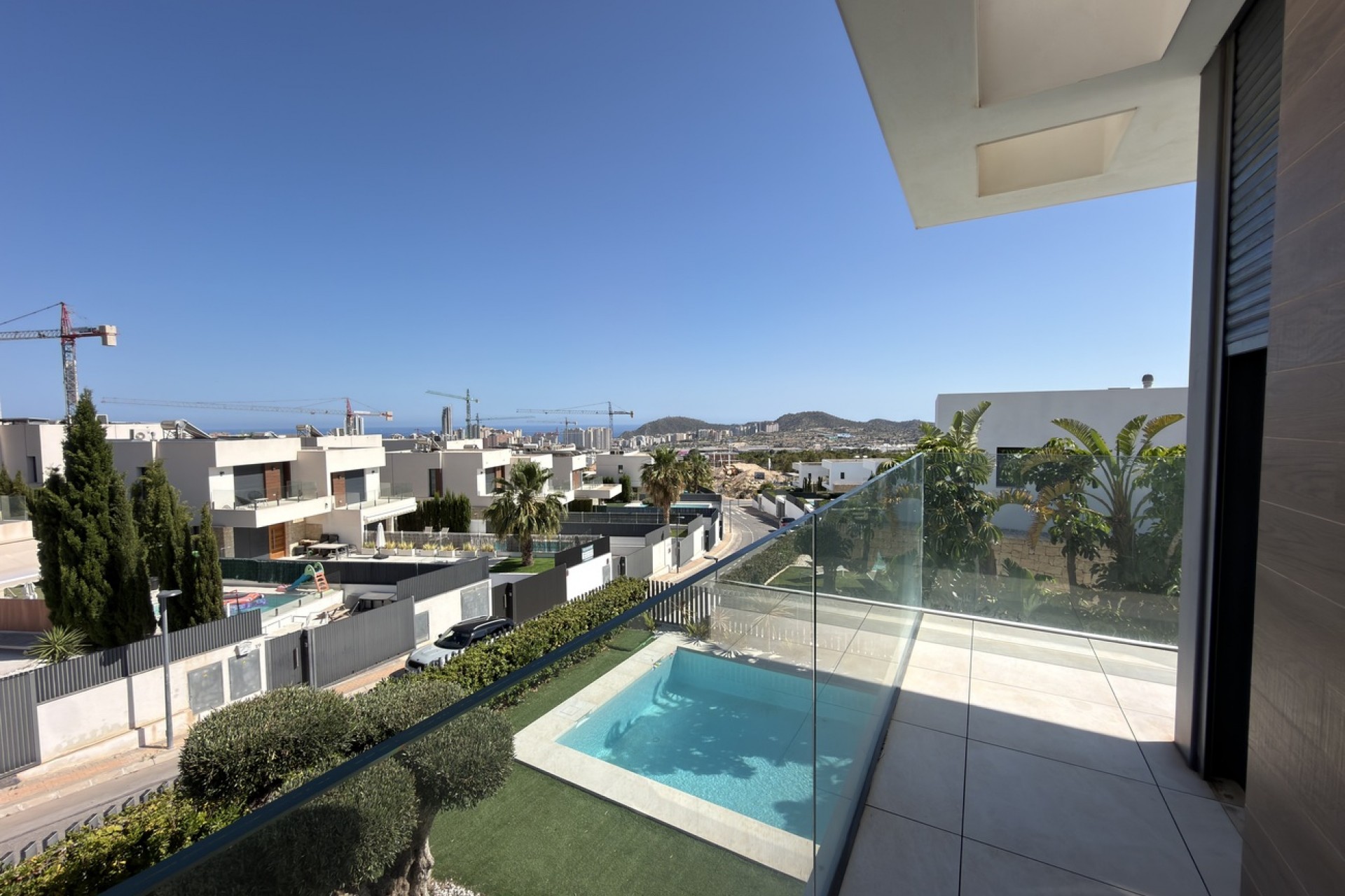 Återförsäljning - Villa -
Finestrat - Costa Blanca