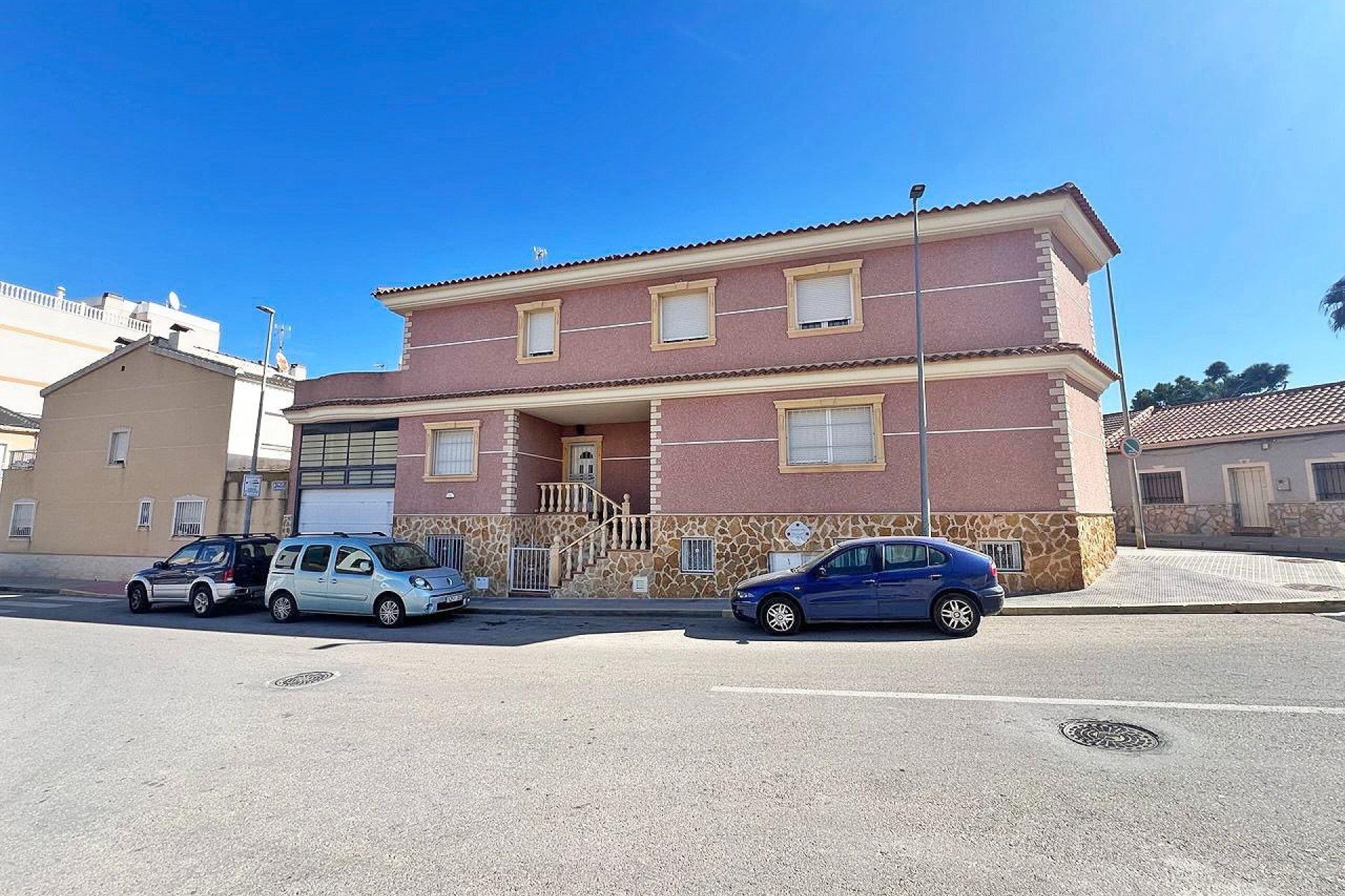 Återförsäljning - Villa -
Formentera del Segura - C- Cooperativa