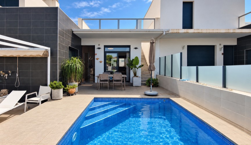 Återförsäljning - Villa -
Formentera del Segura - Costa Blanca