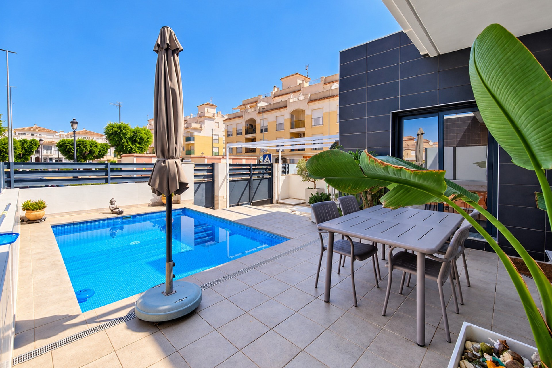 Återförsäljning - Villa -
Formentera del Segura - Costa Blanca
