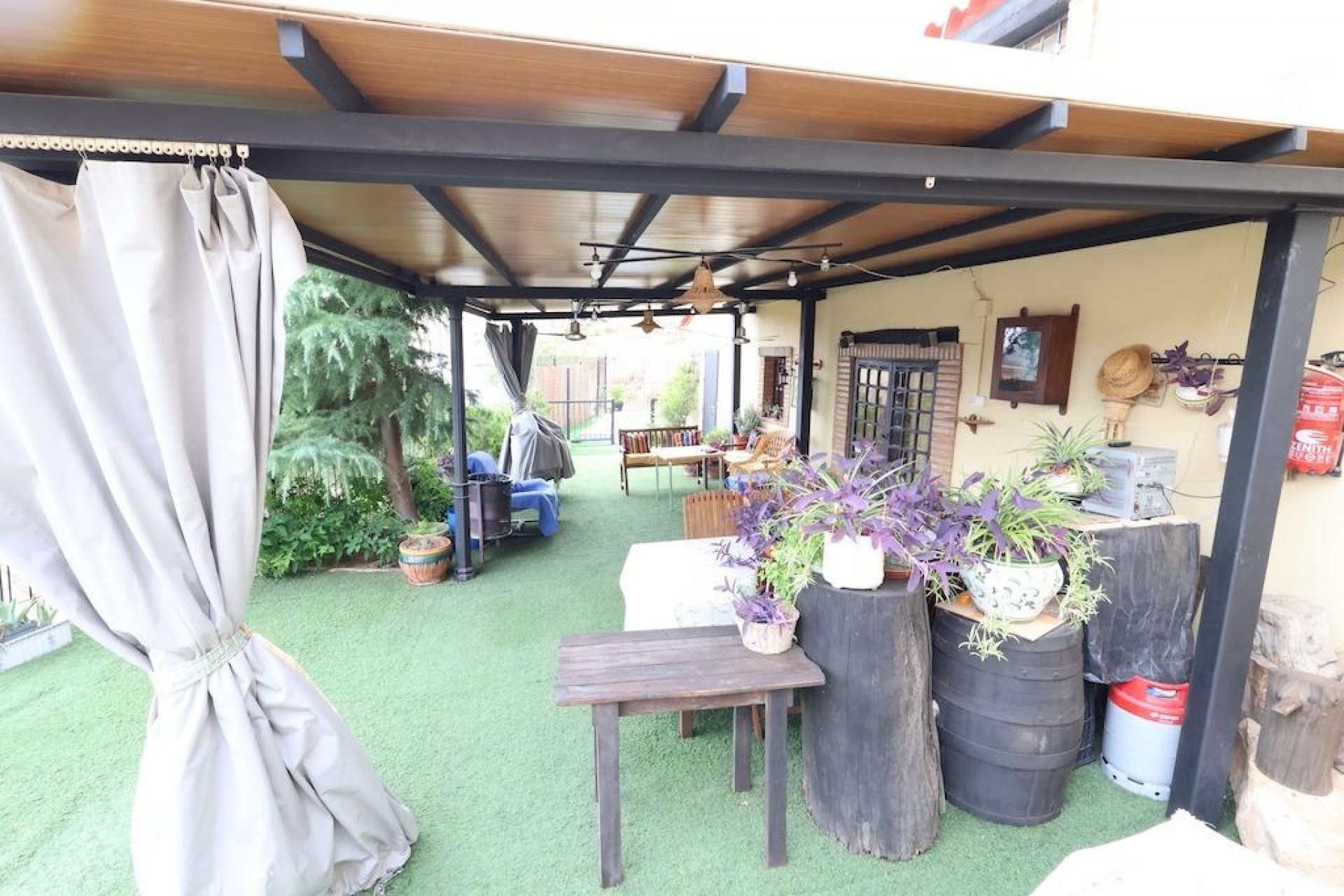 Återförsäljning - Villa -
Fortuna - Inland