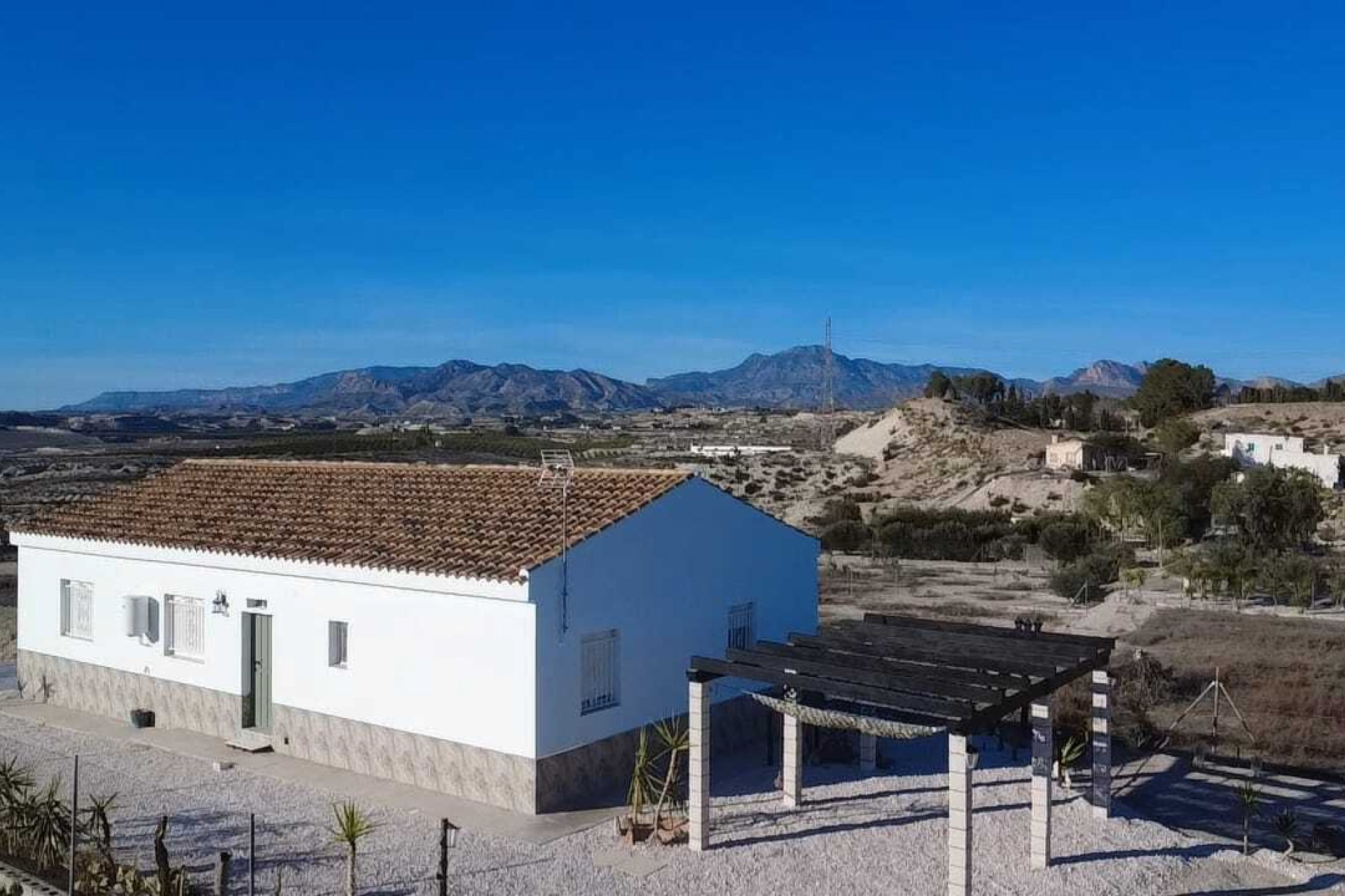 Återförsäljning - Villa -
Fortuna - Inland