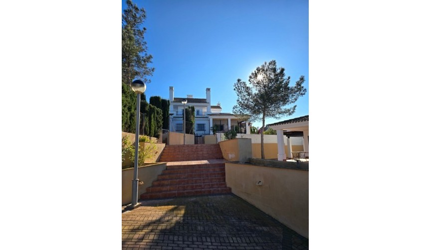 Återförsäljning - Villa -
Fuente Álamo - Inland