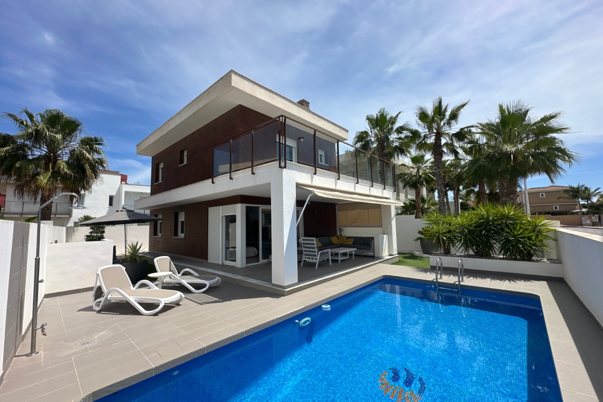 Återförsäljning - Villa -
Gran Alacant - Costa Blanca