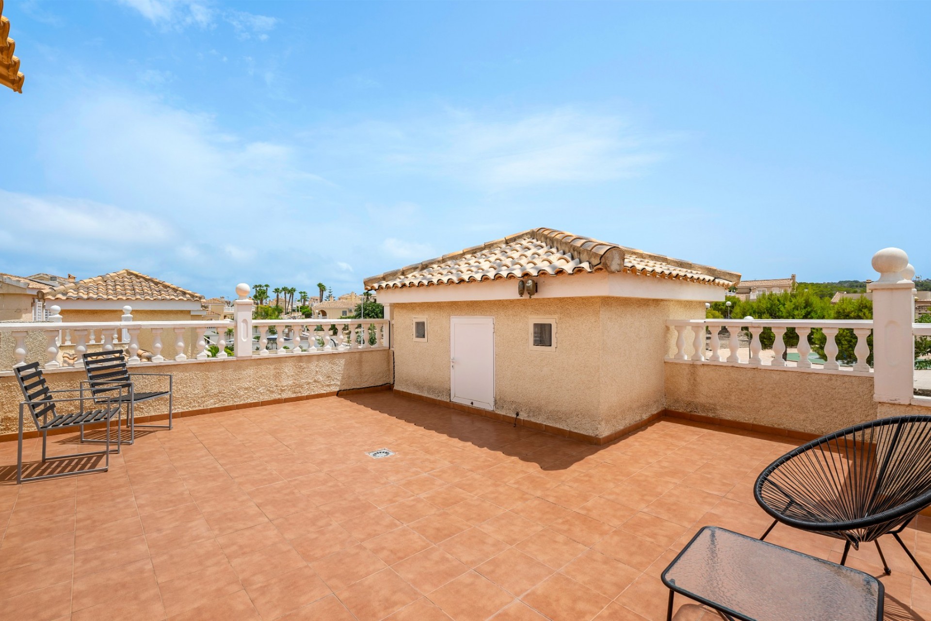 Återförsäljning - Villa -
Gran Alacant - Costa Blanca
