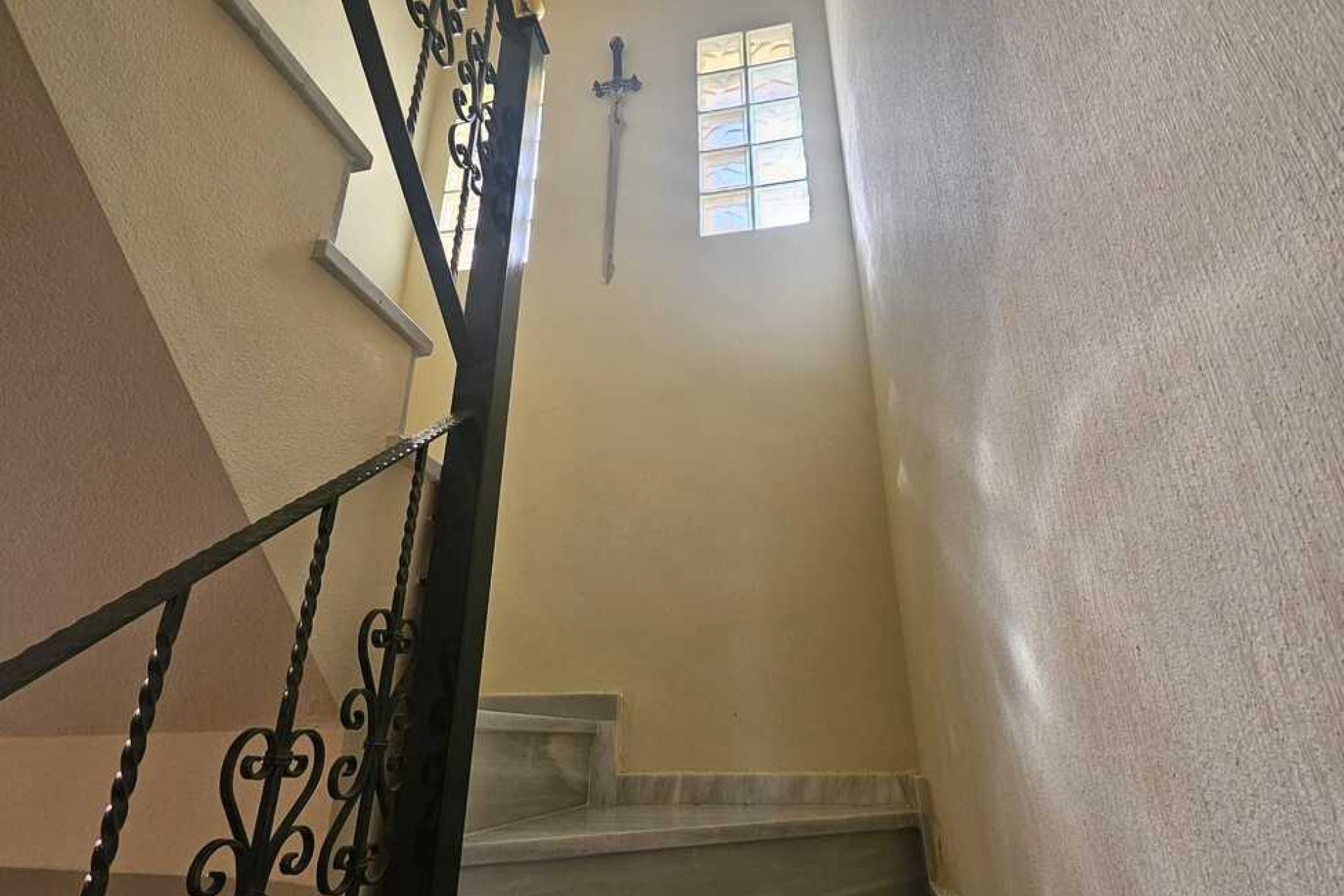 Återförsäljning - Villa -
Guardamar del Segura - Campomar