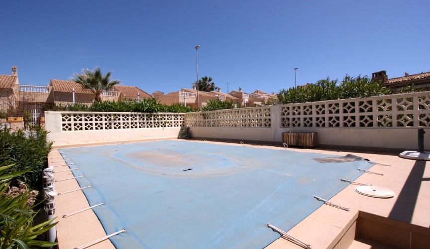 Återförsäljning - Villa -
Guardamar del Segura - Costa Blanca