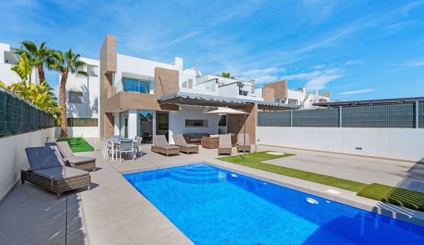 Återförsäljning - Villa -
Guardamar del Segura - Costa Blanca