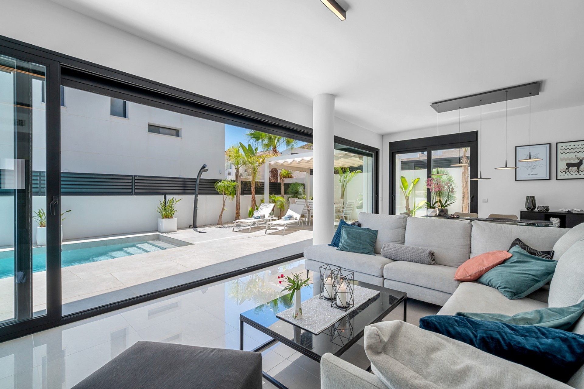 Återförsäljning - Villa -
Guardamar del Segura - Costa Blanca