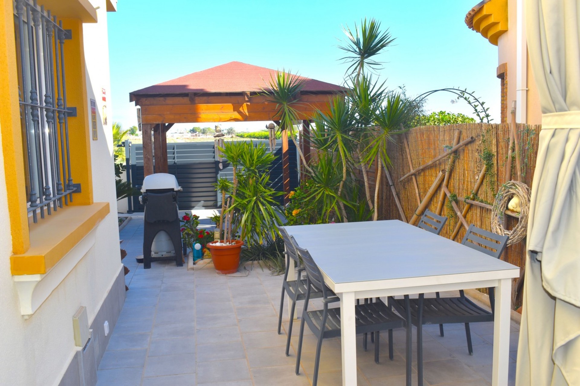 Återförsäljning - Villa -
Guardamar del Segura - Costa Blanca
