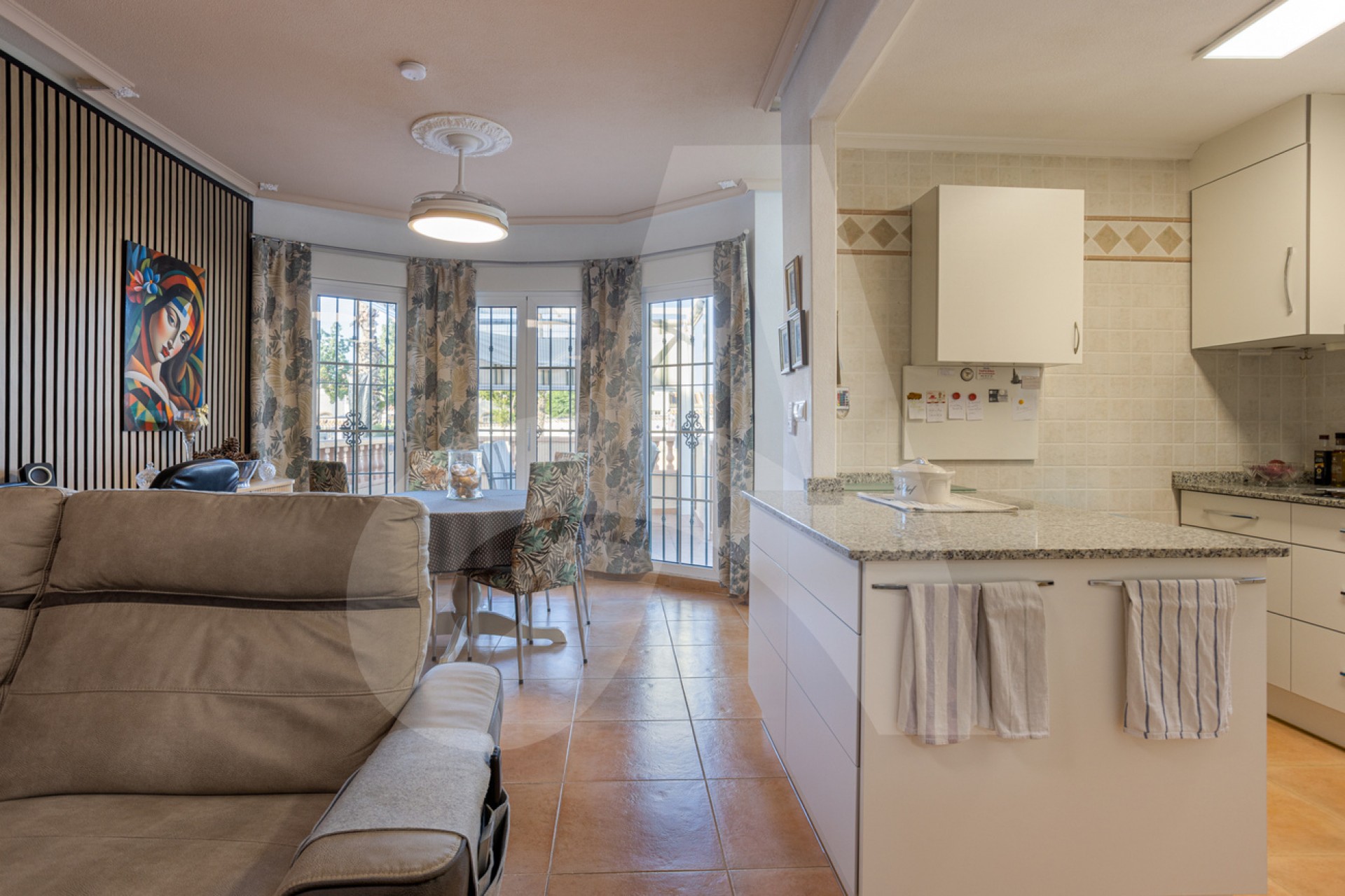 Återförsäljning - Villa -
Guardamar del Segura - El Raso