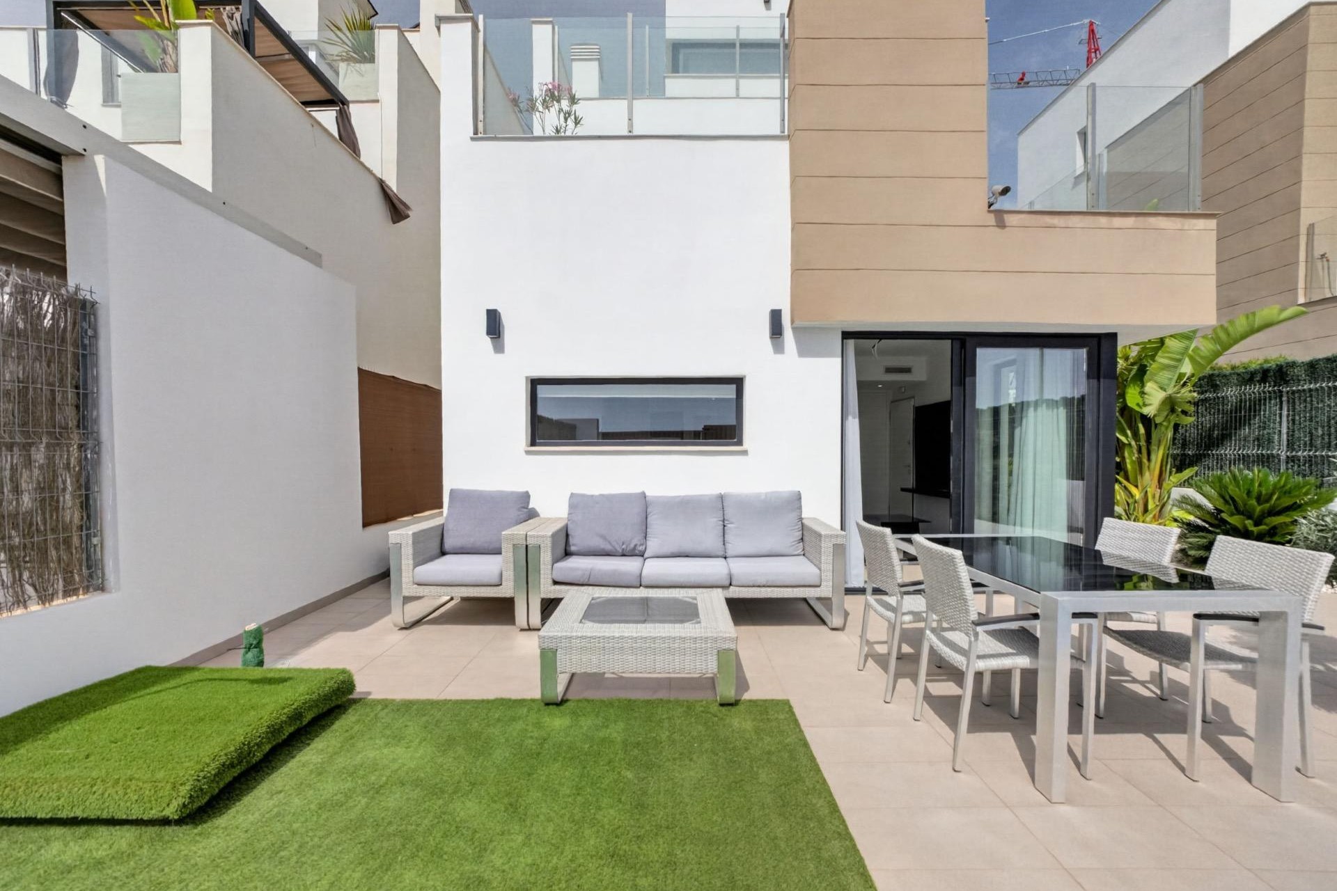 Återförsäljning - Villa -
Guardamar del Segura - El Raso
