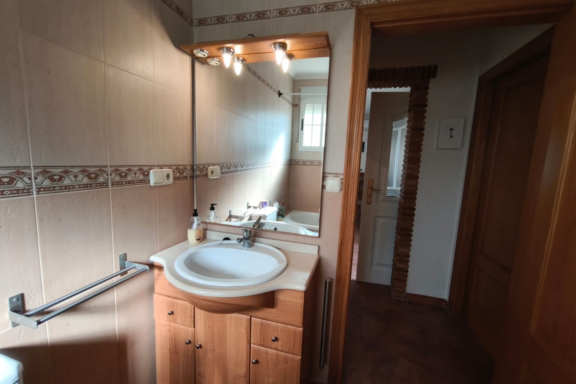 Återförsäljning - Villa -
Hondón de los Fráiles - Inland