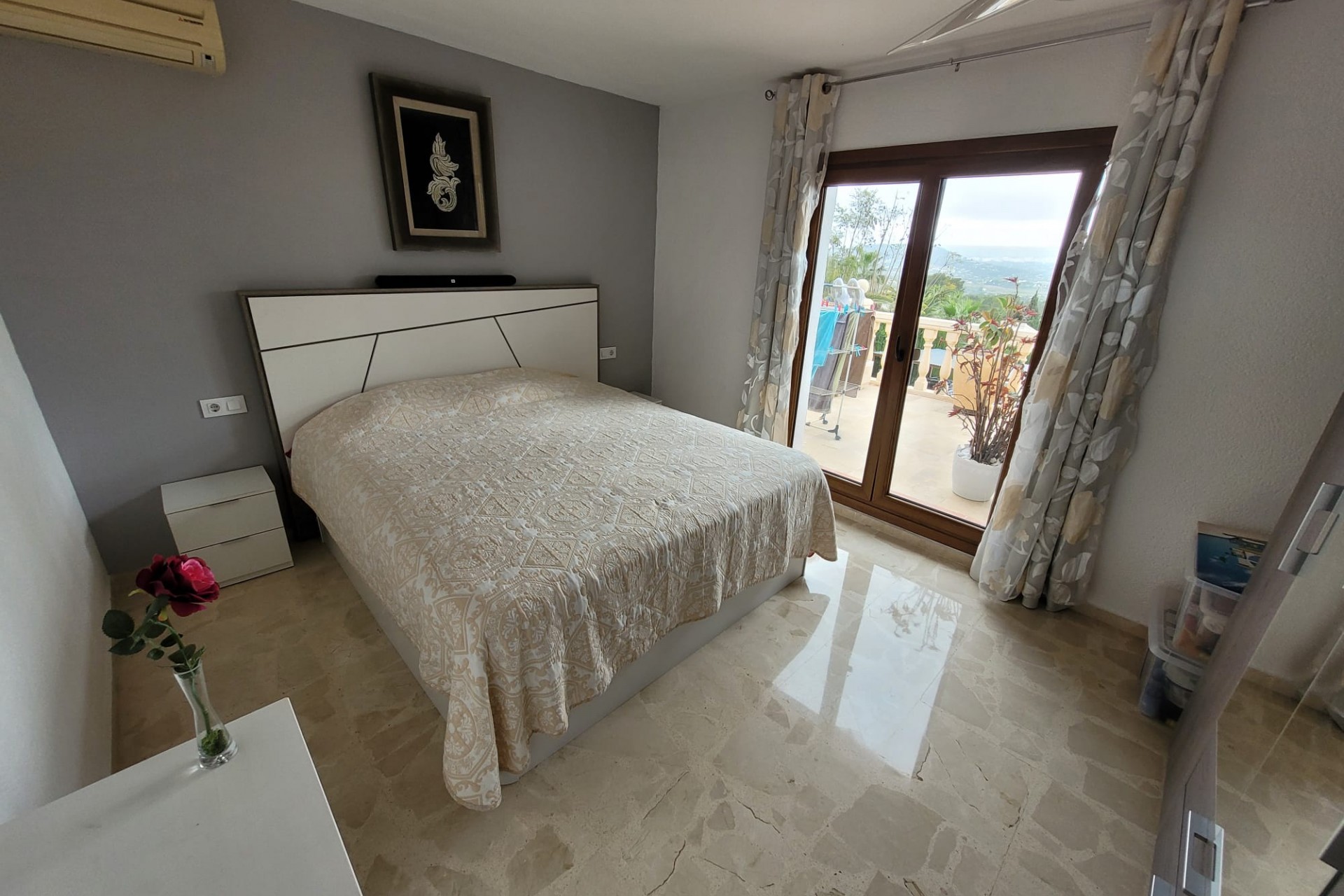 Återförsäljning - Villa -
Jávea - Costa Blanca