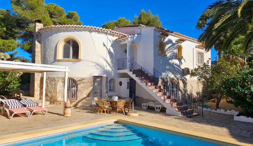 Återförsäljning - Villa -
Jávea - Costa Blanca