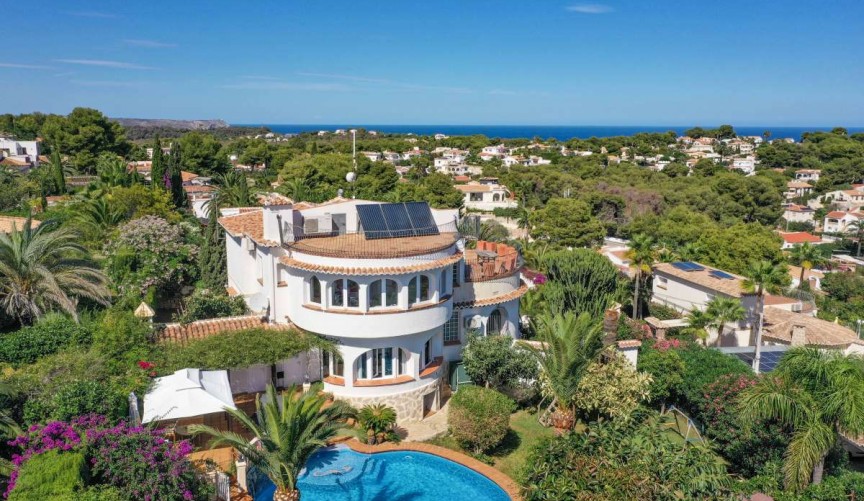 Återförsäljning - Villa -
Jávea - Costa Blanca