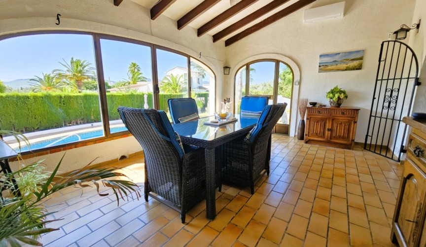 Återförsäljning - Villa -
Jávea - Costa Blanca