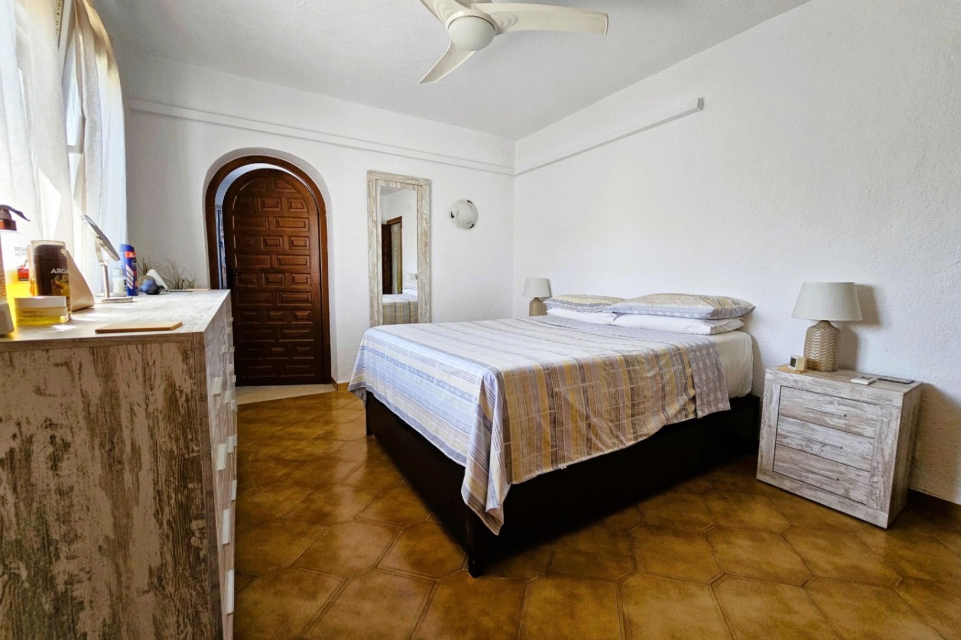 Återförsäljning - Villa -
Jávea - Costa Blanca