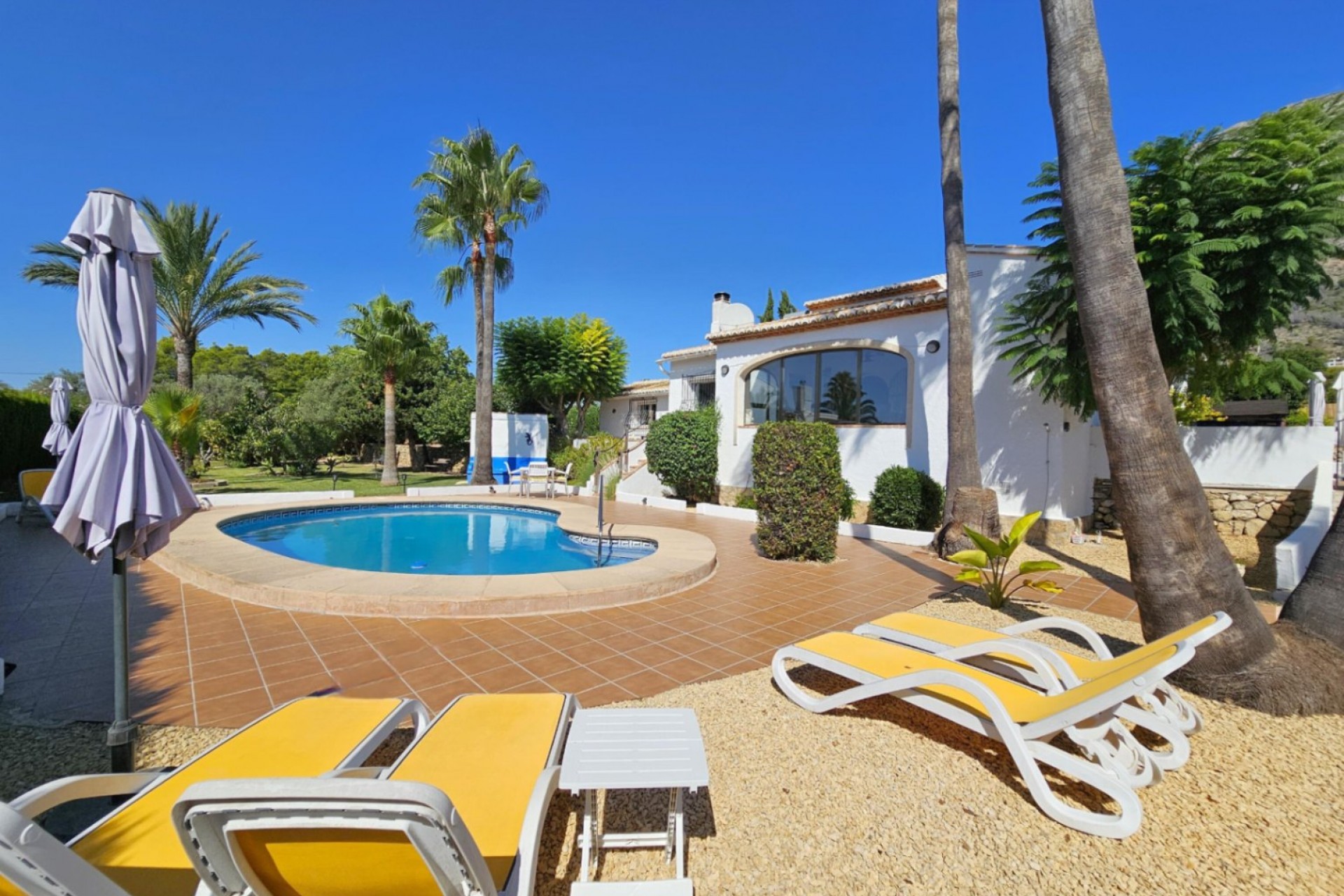 Återförsäljning - Villa -
Jávea - Costa Blanca