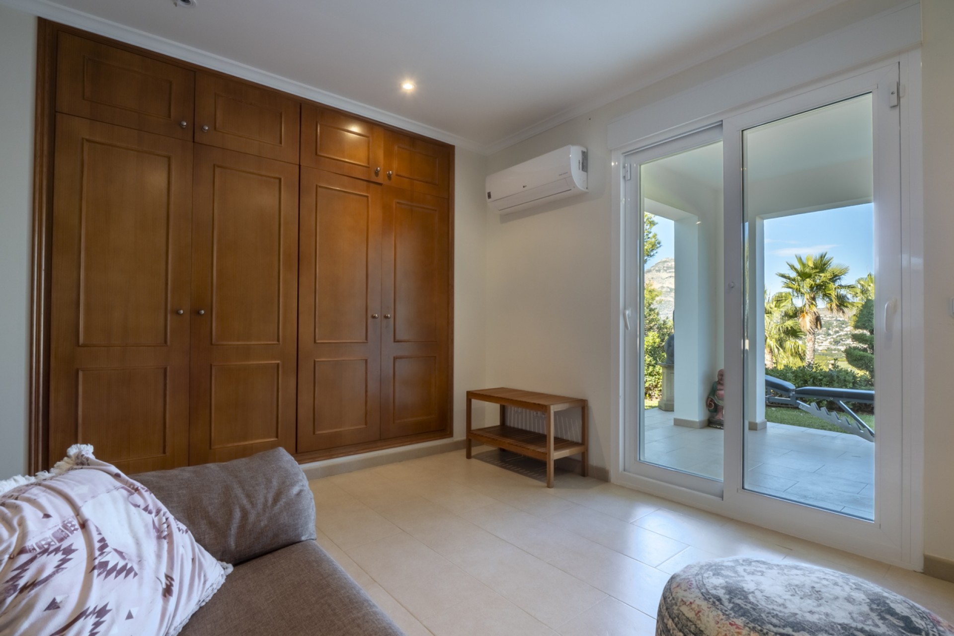 Återförsäljning - Villa -
Jávea - Costa Blanca