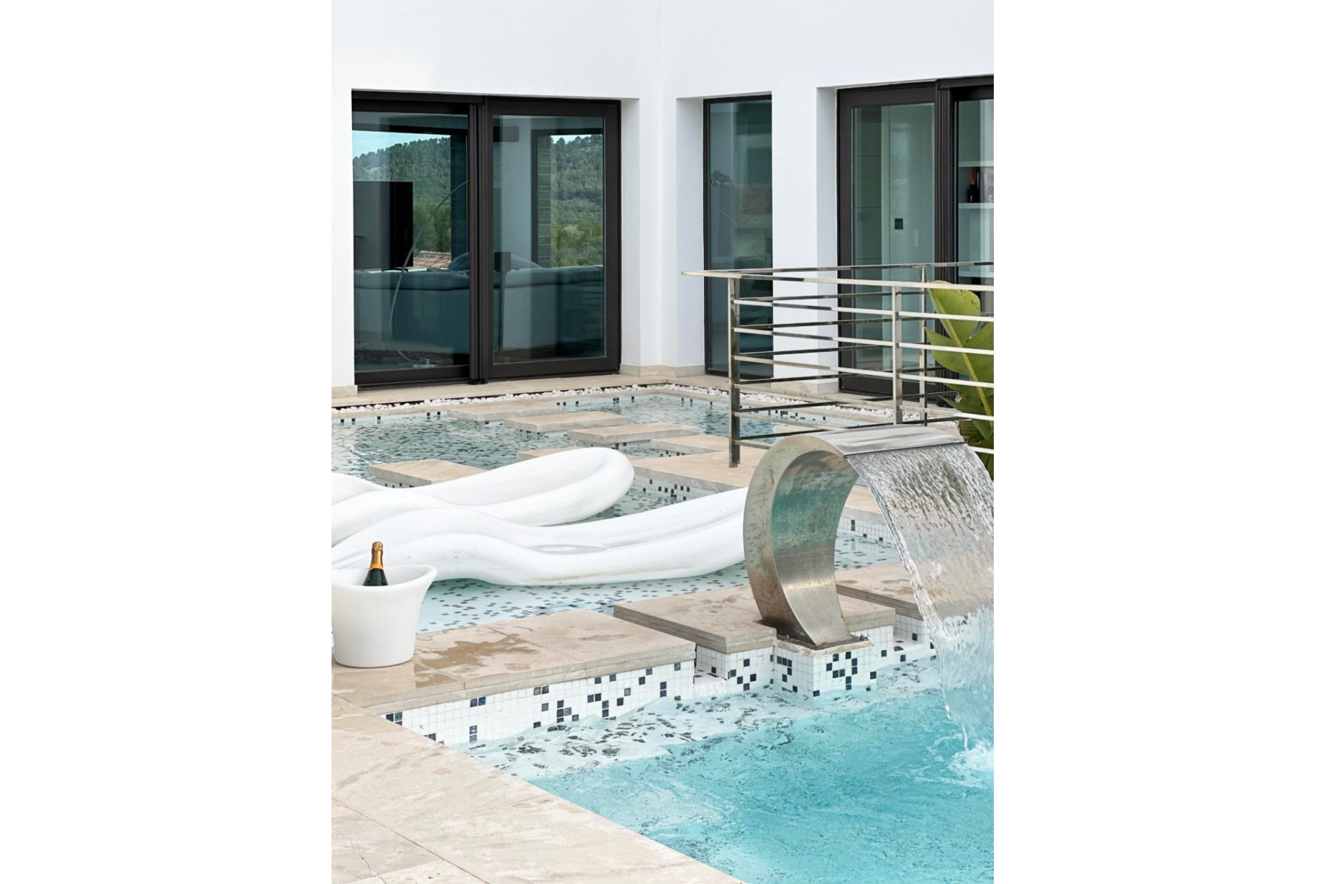 Återförsäljning - Villa -
Jávea - Costa Blanca