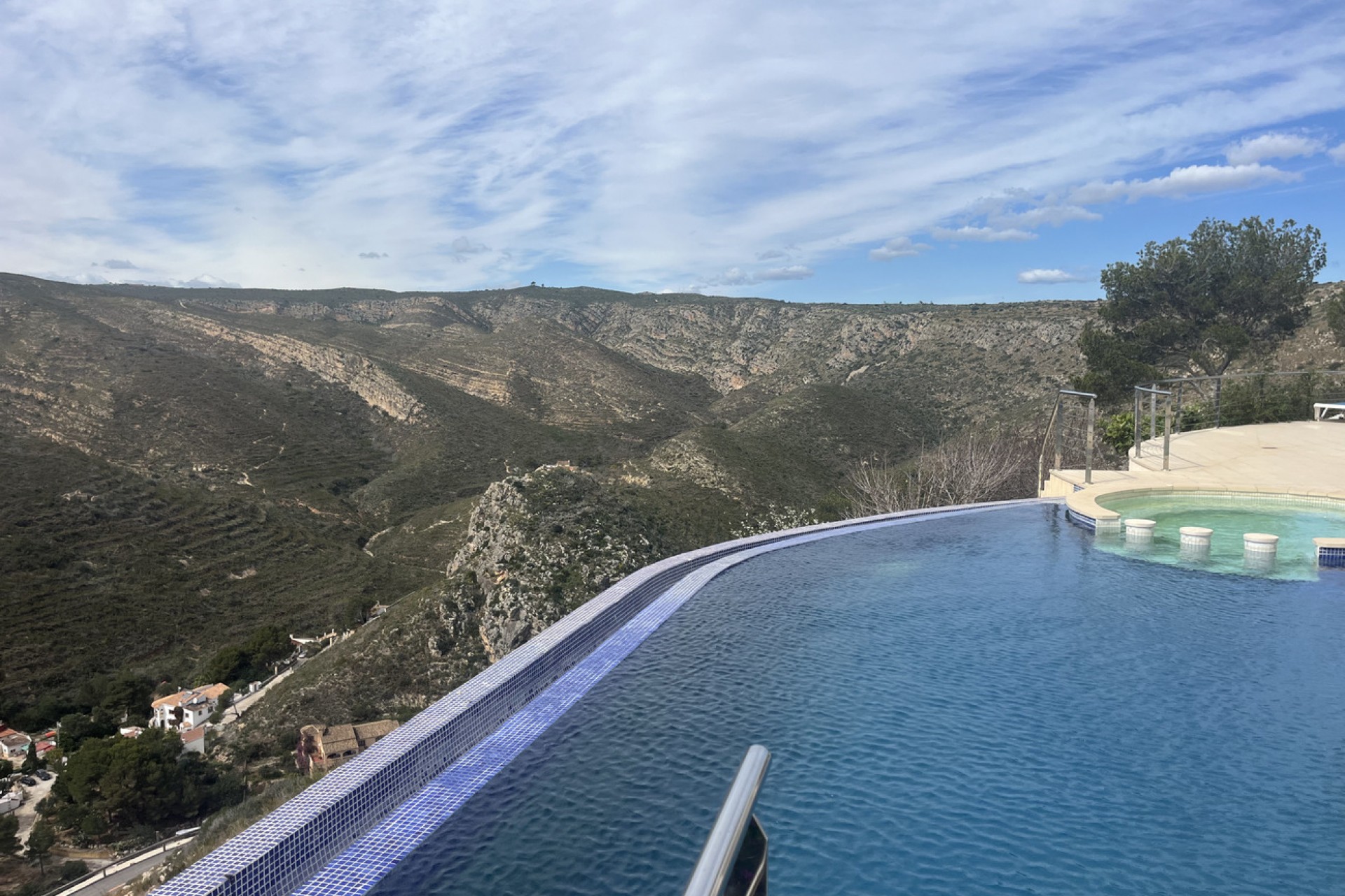 Återförsäljning - Villa -
Jávea - Costa Blanca