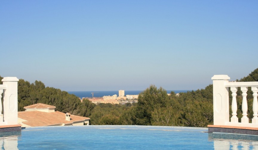 Återförsäljning - Villa -
Jávea - Costa Blanca