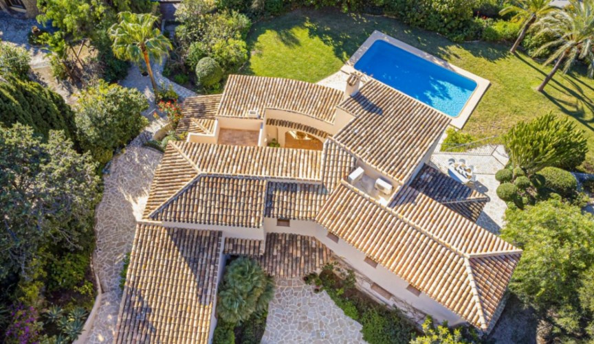 Återförsäljning - Villa -
Jávea - Costa Blanca