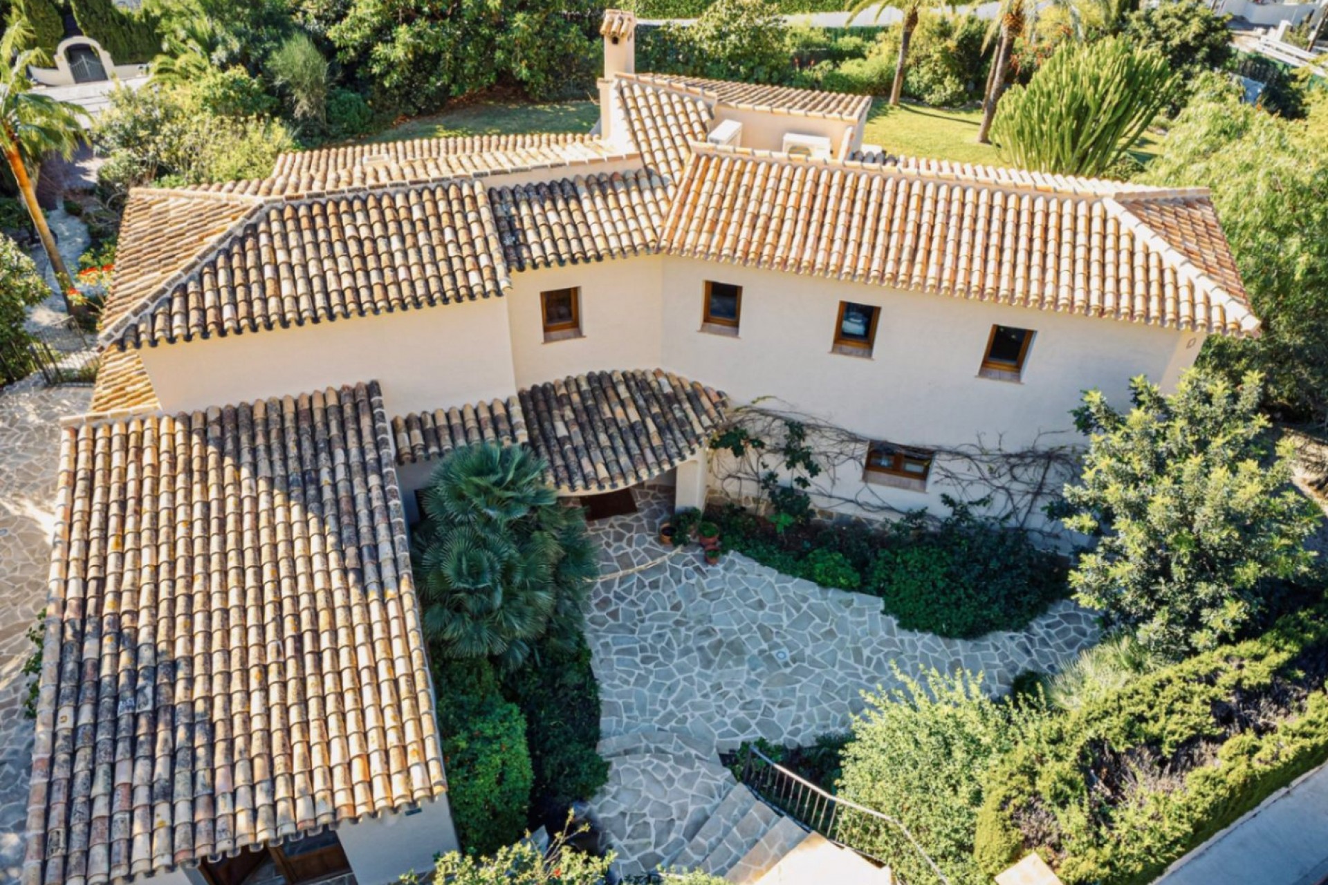 Återförsäljning - Villa -
Jávea - Costa Blanca