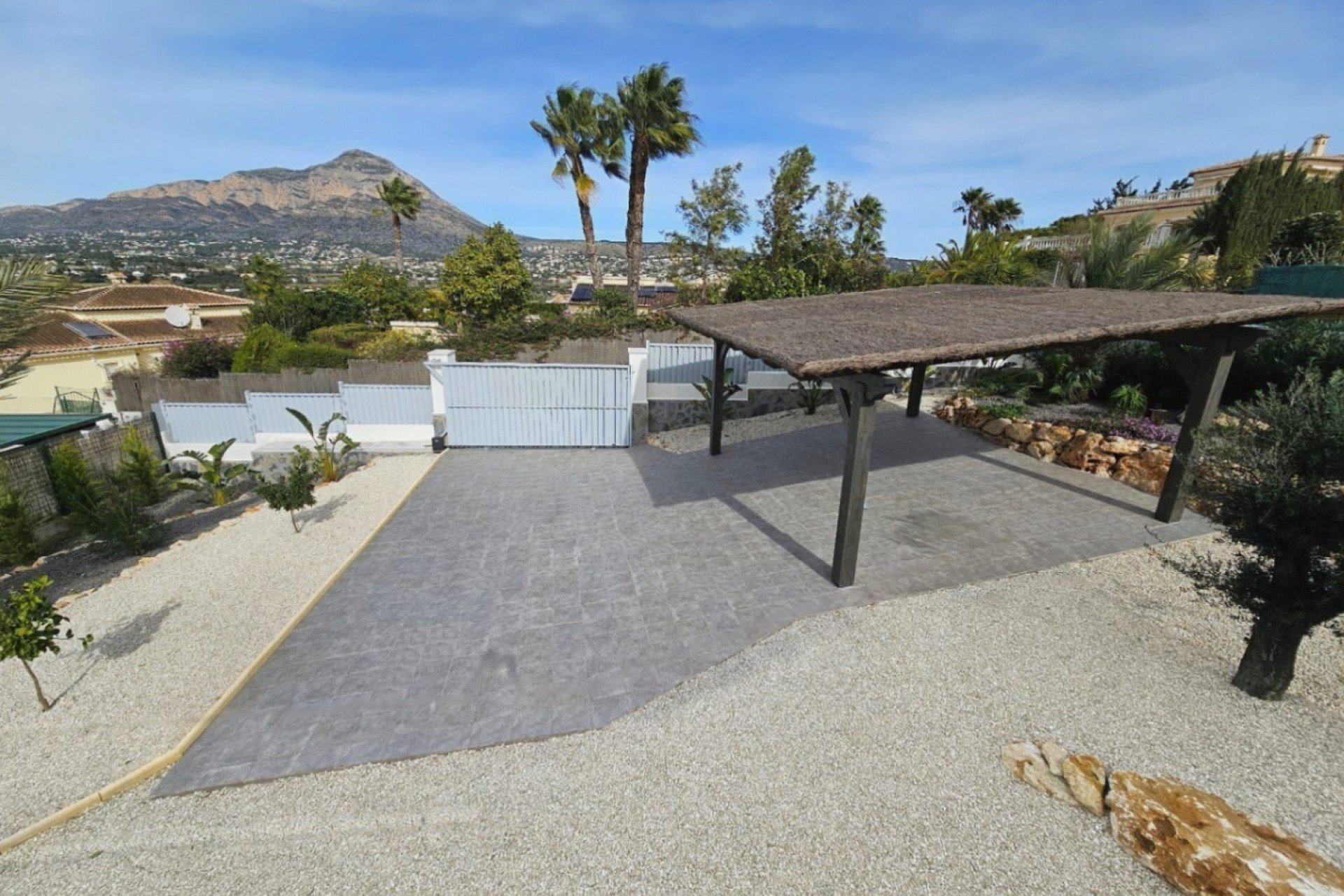 Återförsäljning - Villa -
Jávea - Costa Blanca