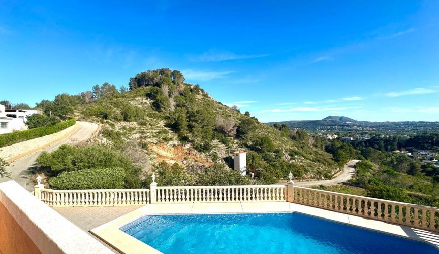 Återförsäljning - Villa -
Jávea - Costa Blanca