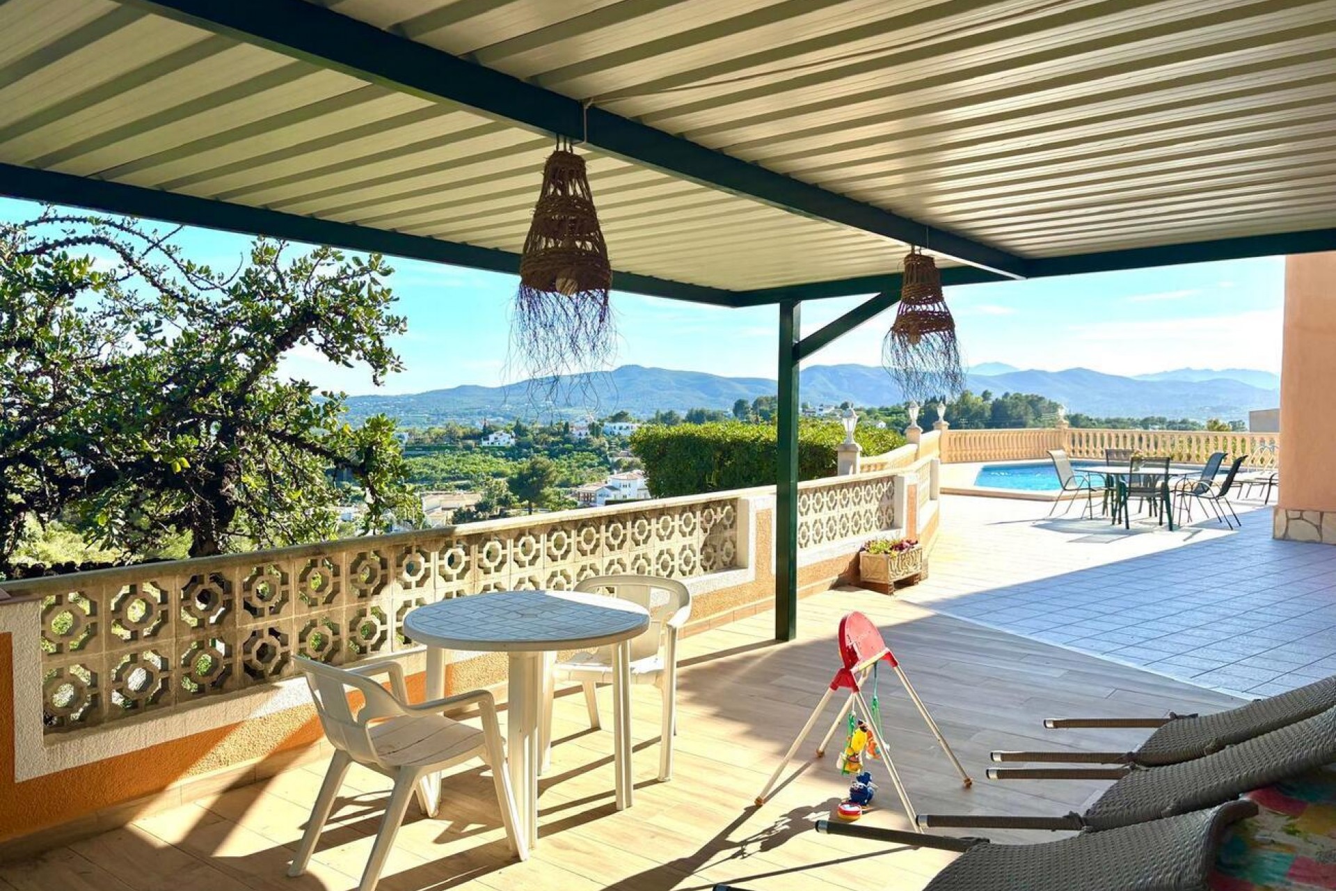 Återförsäljning - Villa -
Jávea - Costa Blanca