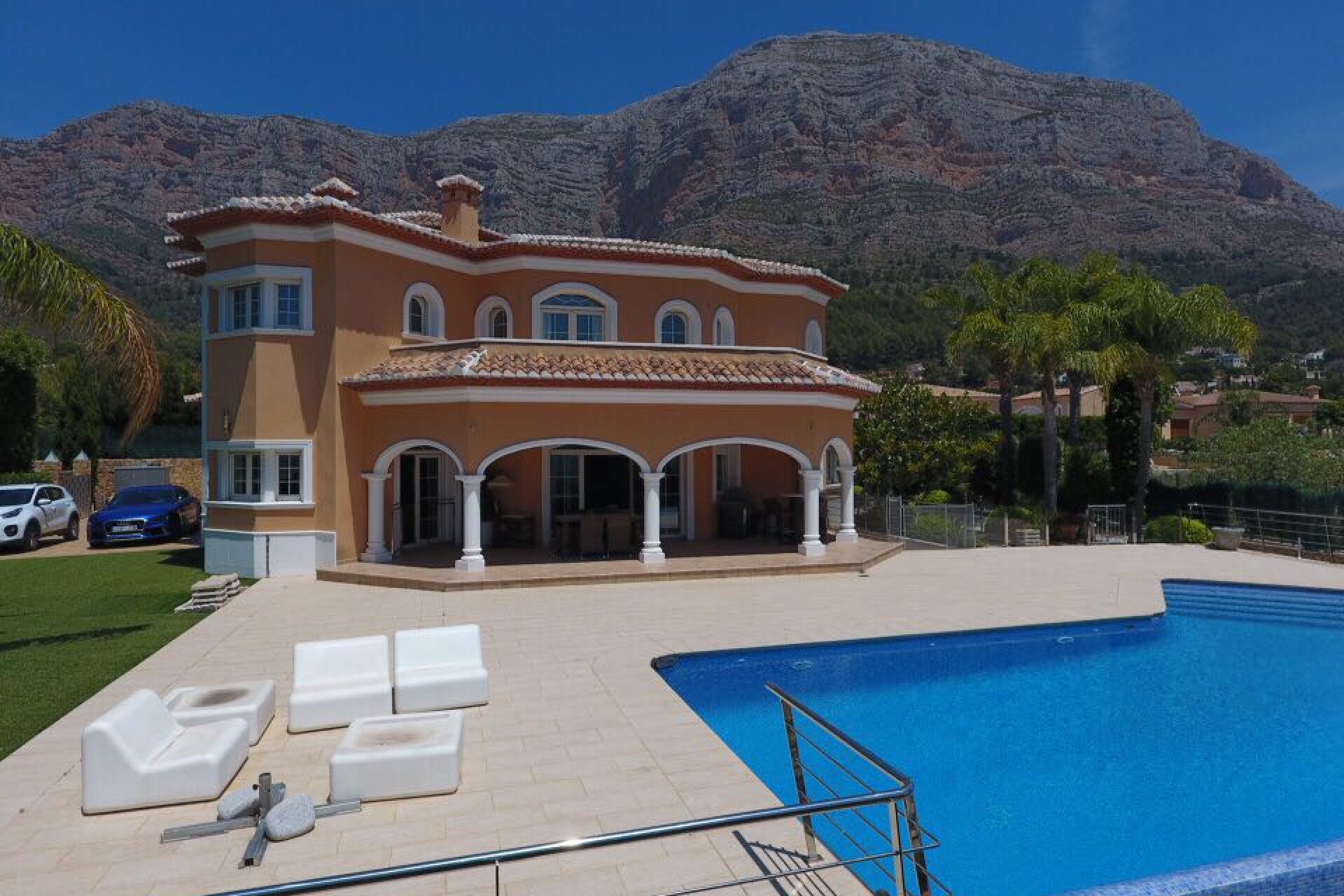 Återförsäljning - Villa -
Jávea - Costa Blanca