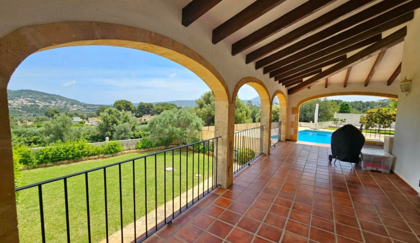 Återförsäljning - Villa -
Jávea - Costa Blanca
