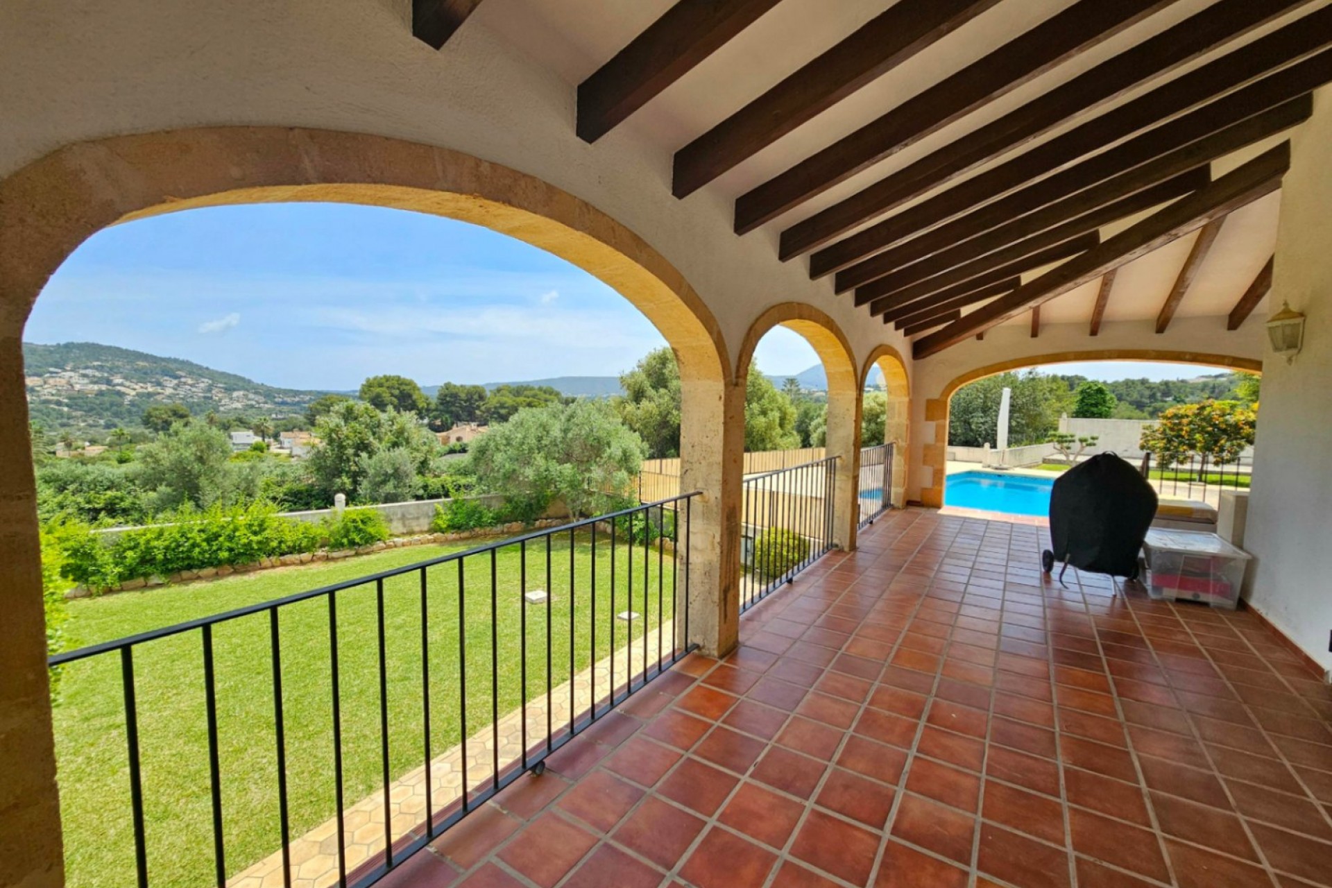 Återförsäljning - Villa -
Jávea - Costa Blanca