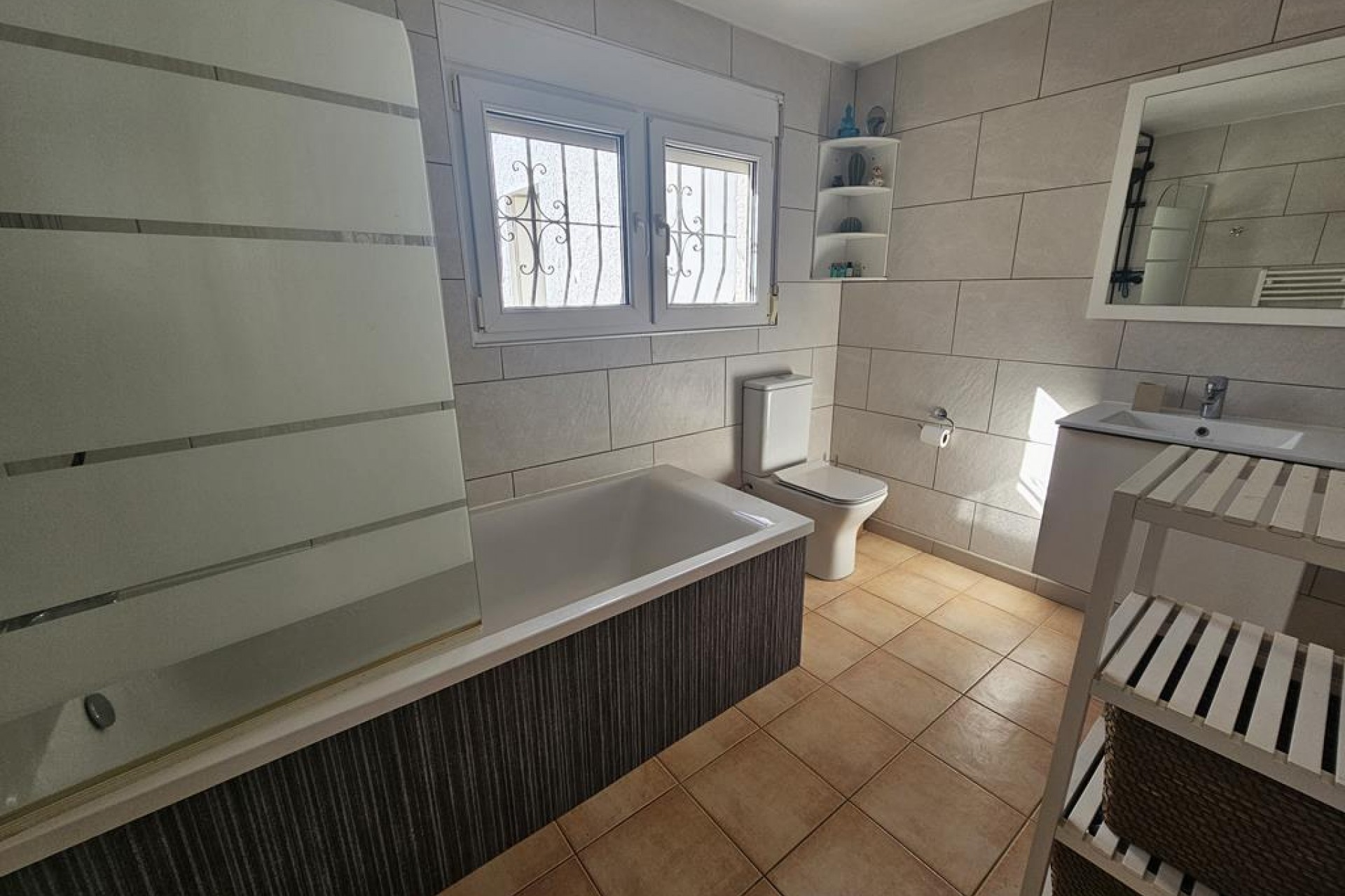 Återförsäljning - Villa -
Jávea - Costa Blanca