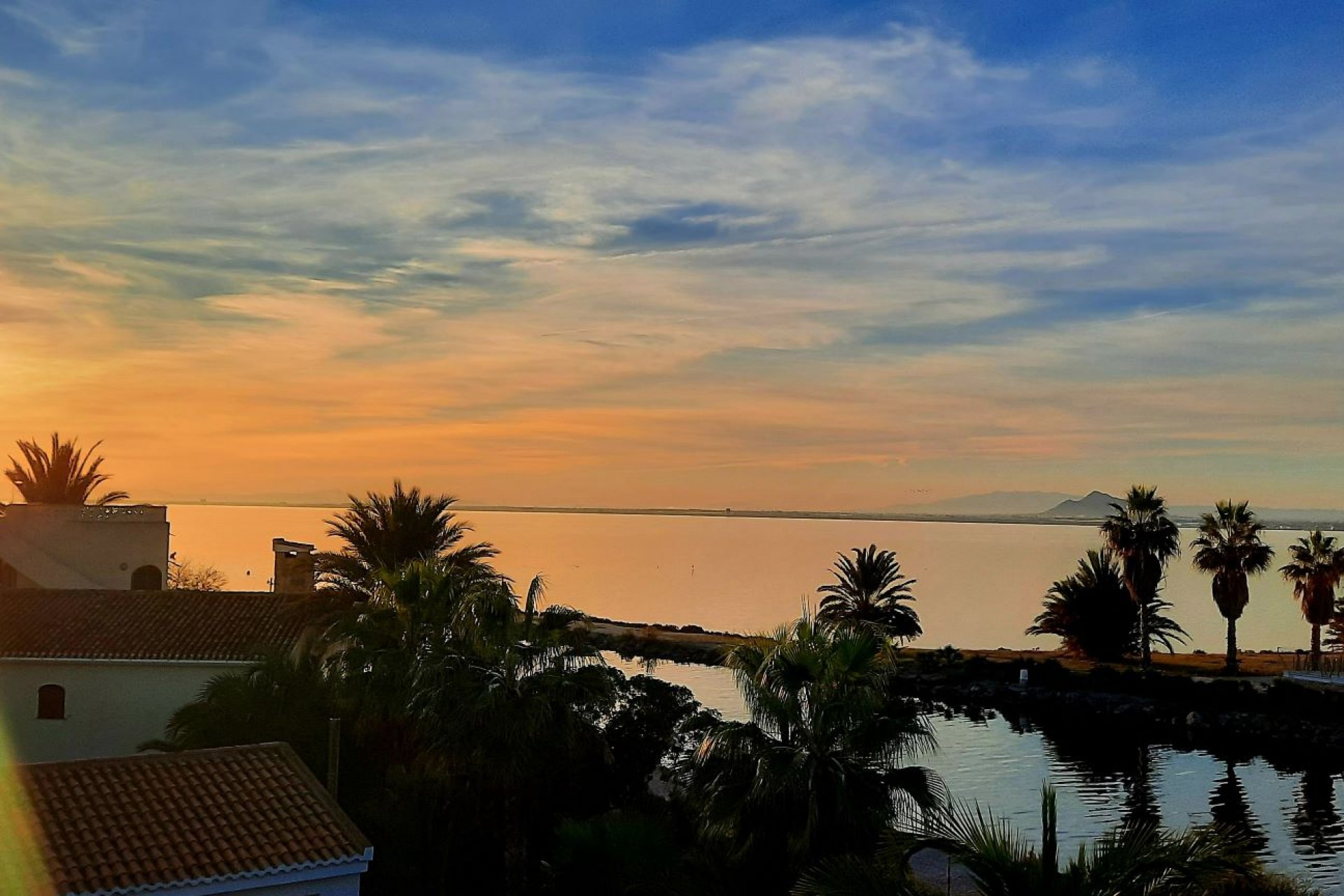 Återförsäljning - Villa -
La Manga del Mar Menor - Costa Calida