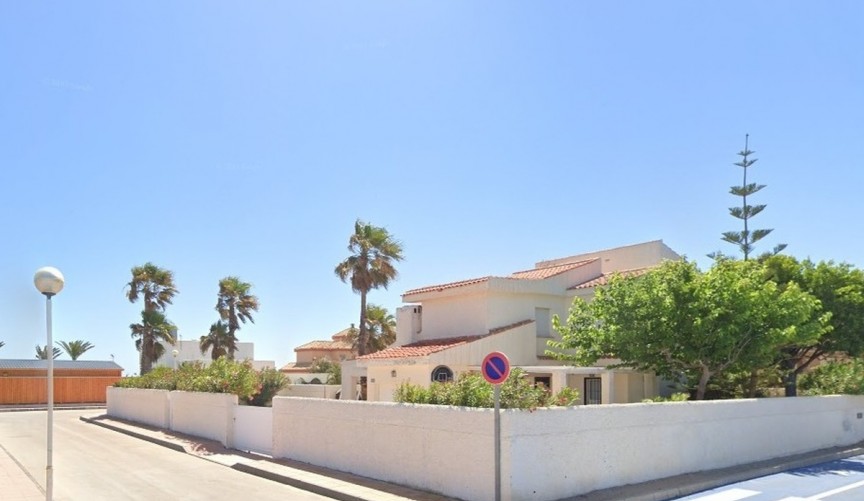 Återförsäljning - Villa -
La Manga del Mar Menor - Costa Calida