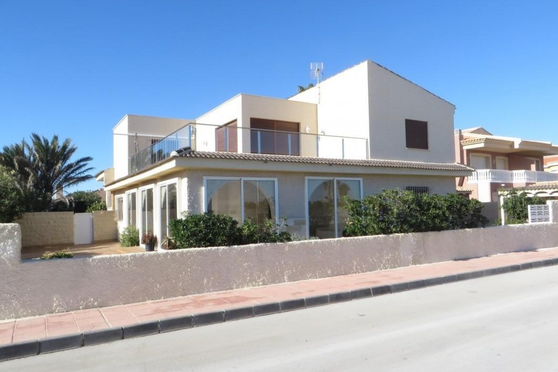Återförsäljning - Villa -
La Manga del Mar Menor - Playa De Las Gaviotas-el Pedrucho