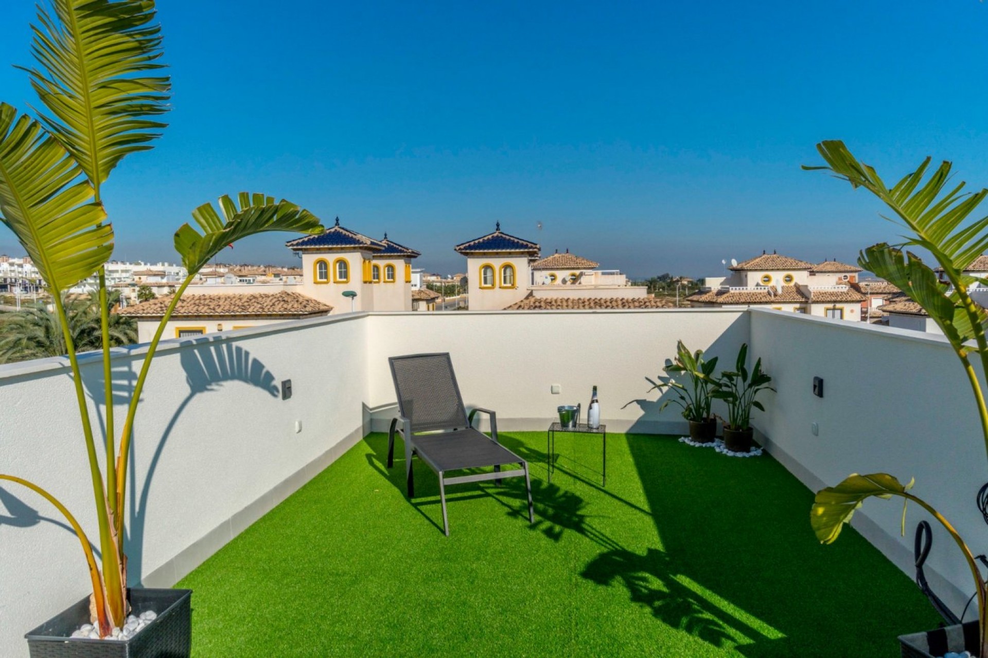 Återförsäljning - Villa -
La Marina - Costa Blanca