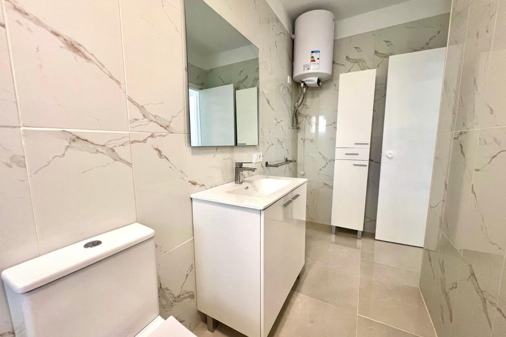 Återförsäljning - Villa -
La Mata - Costa Blanca