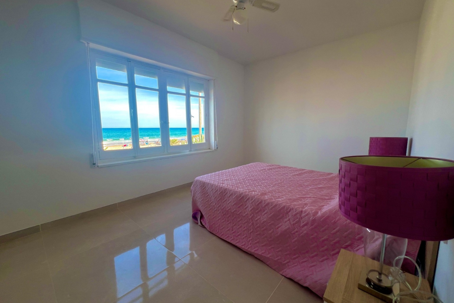 Återförsäljning - Villa -
La Mata - Costa Blanca